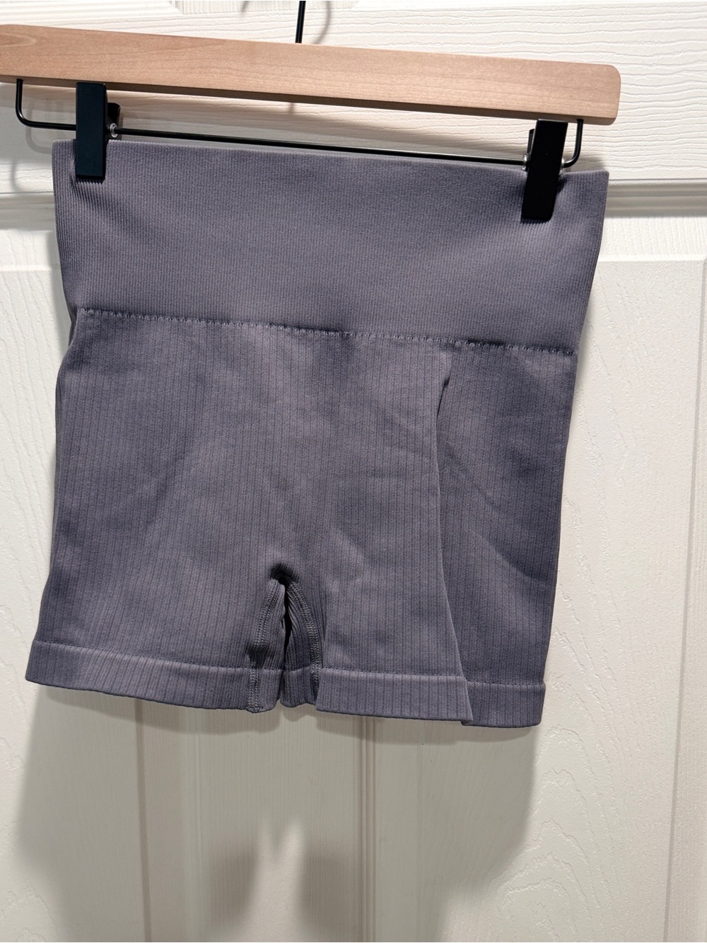 OQQ Gray Seamless Ribbed Bike Shorts High Waisted Yoga Gym Workout Size Medium - Picture 3 of 6